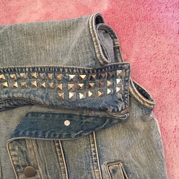 Forever 21 Studded Jean Vest - Picture 4 of 6
